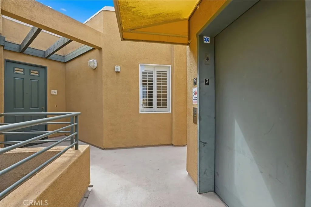 https://cdn.realtyfeed.com/cdn/127/306725515/2ff4772a4f774dbdda03a1f7e0cf765b.webp