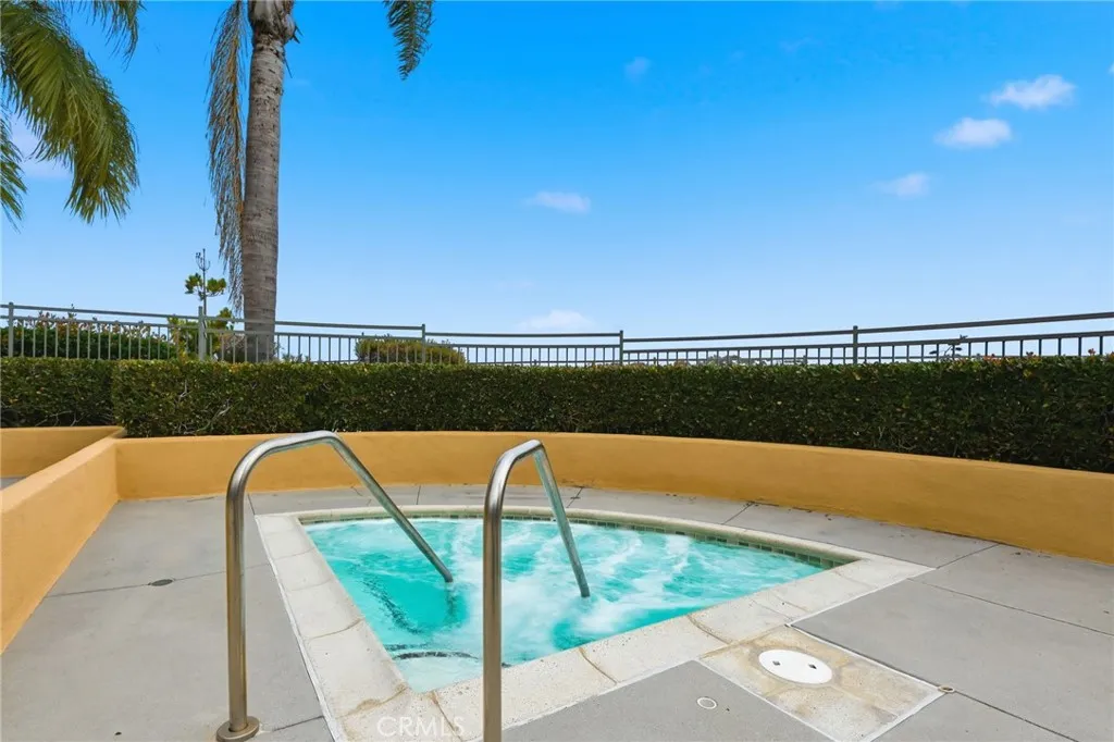 https://cdn.realtyfeed.com/cdn/127/306725515/439602a0d1e463f0d3cc82cde3640080.webp