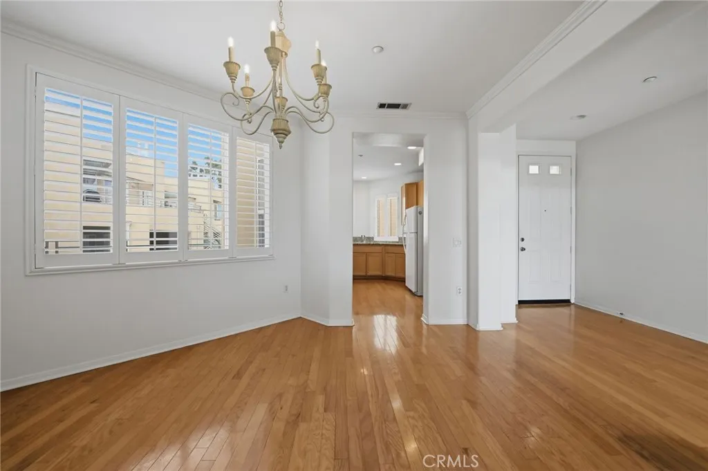 https://cdn.realtyfeed.com/cdn/127/306725515/43fb0c54c066645e4b6c7d4c46c2458c.webp