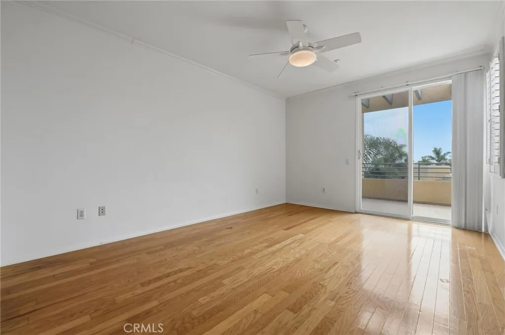 https://cdn.realtyfeed.com/cdn/127/306725515/738aa10ae3d3c58400f5a6395406175b.webp