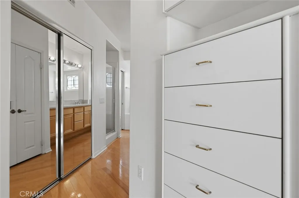 https://cdn.realtyfeed.com/cdn/127/306725515/7bb1d182ae5f26e685dbceb792757194.webp