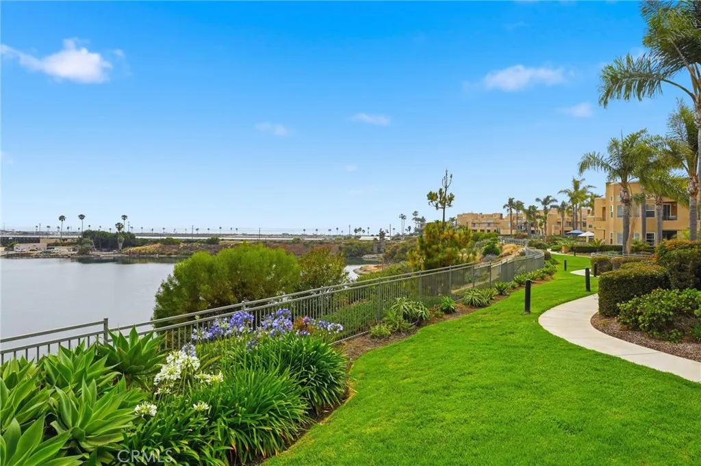 https://cdn.realtyfeed.com/cdn/127/306725515/7d0665c1a733aacdd3f4a51fe0ad9a04.webp