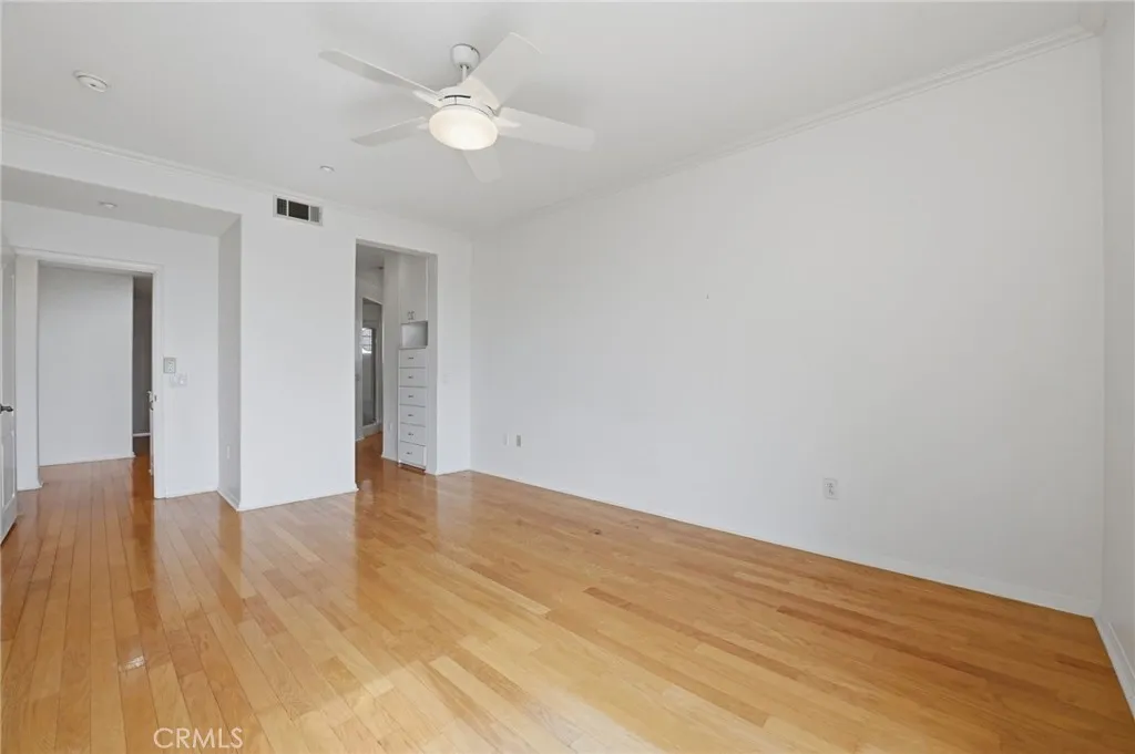 https://cdn.realtyfeed.com/cdn/127/306725515/ae83ea7c2187f635c4cca44d0f11f7d2.webp