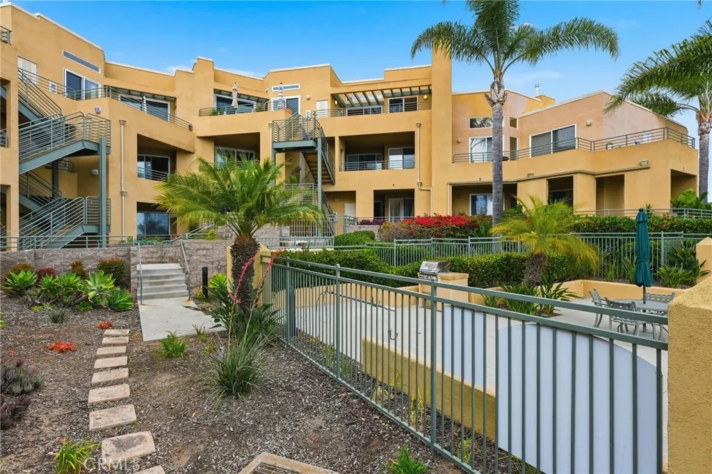 https://cdn.realtyfeed.com/cdn/127/306725515/f5e117b9845c477ef40ae038e7d17840.webp