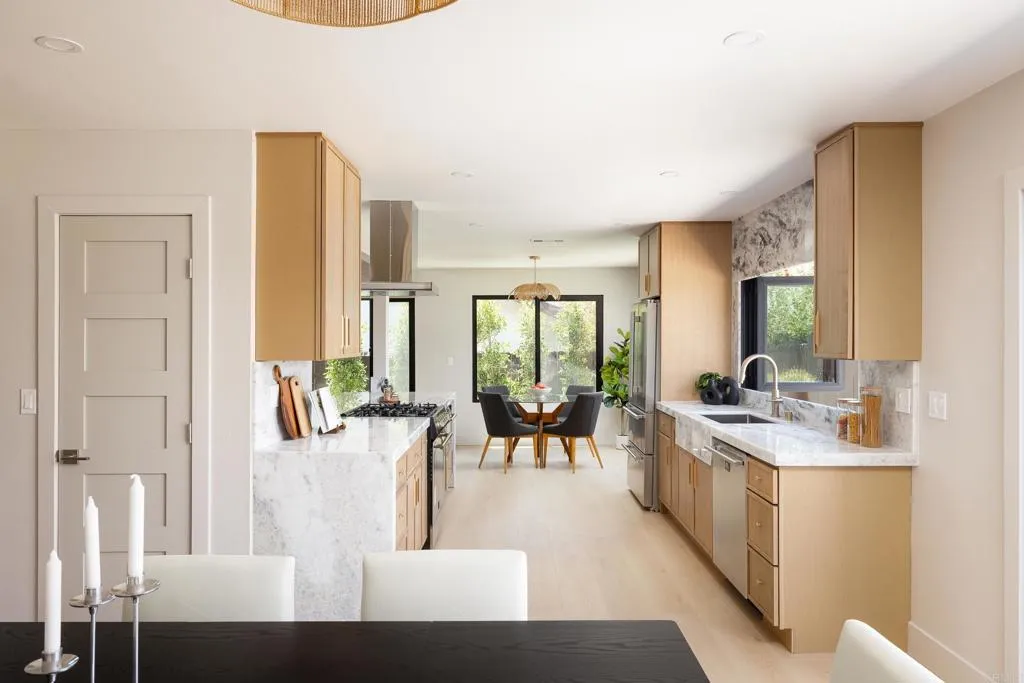 https://cdn.realtyfeed.com/cdn/127/306725538/1b25710694b14e62b4b779d7284f5a7d.webp