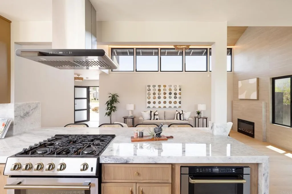https://cdn.realtyfeed.com/cdn/127/306725538/670b9fdcb6d0e1764108d37592e8914a.webp