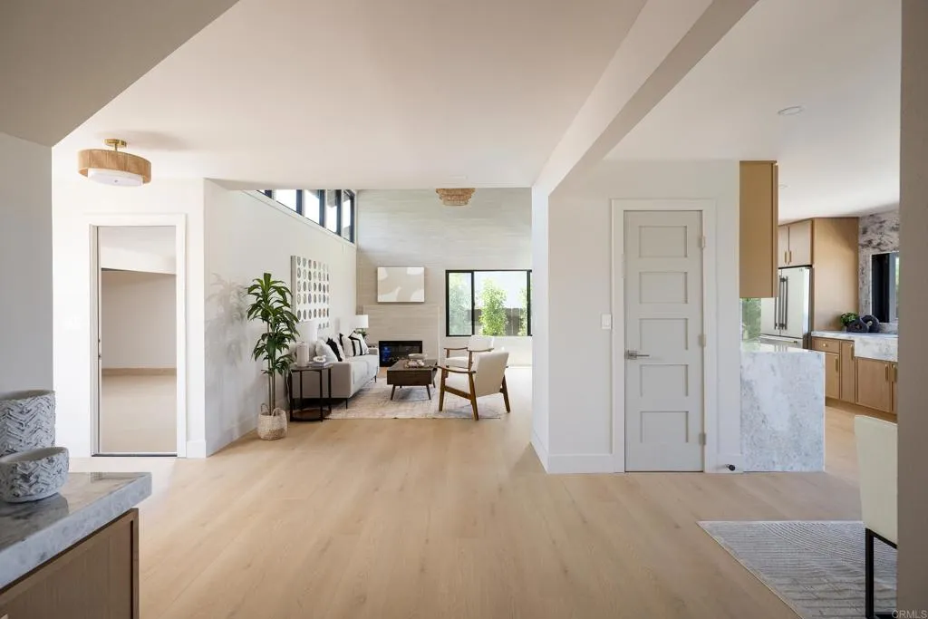 https://cdn.realtyfeed.com/cdn/127/306725538/d0ec8eac8d239b2d77abc36469a84679.webp