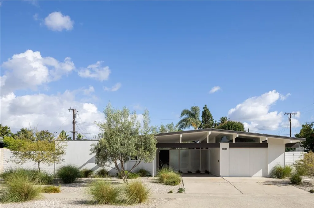 Orange, CA 92869