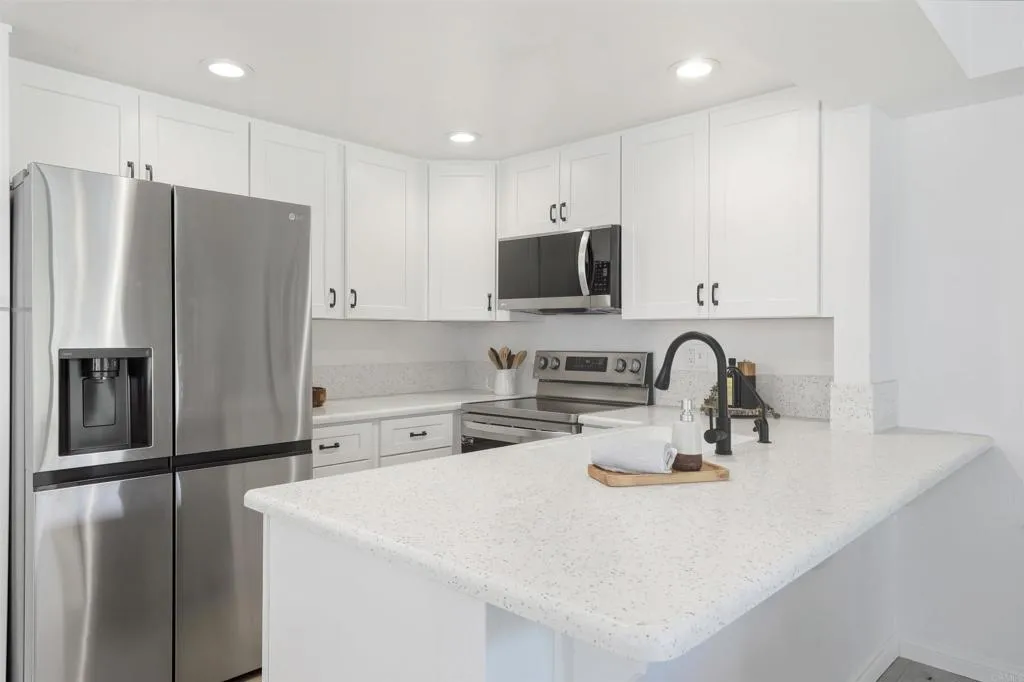 Photo #6: PTP2603942 Listing: Photo #6