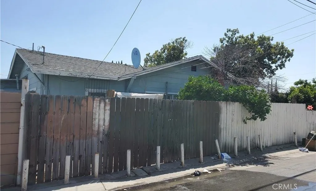 920 S La Verne, Los Angeles, CA 90022 - Photo 3 of 3, Los Angeles, CA