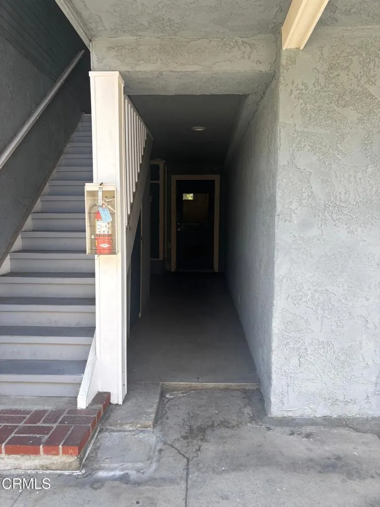 10822 Hartsook Street Unit 1, Los Angeles, CA 91601 - Photo 2 of 22, Los Angeles, CA