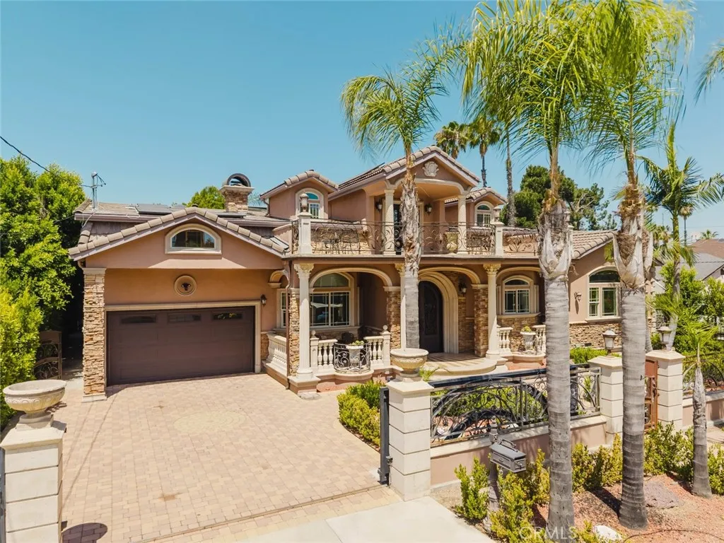 Van Nuys, CA 91401