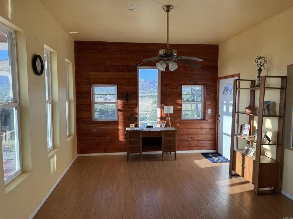 https://cdn.realtyfeed.com/cdn/127/306725683/00f84759f7e9f29a6fcc442be9d40f64.webp