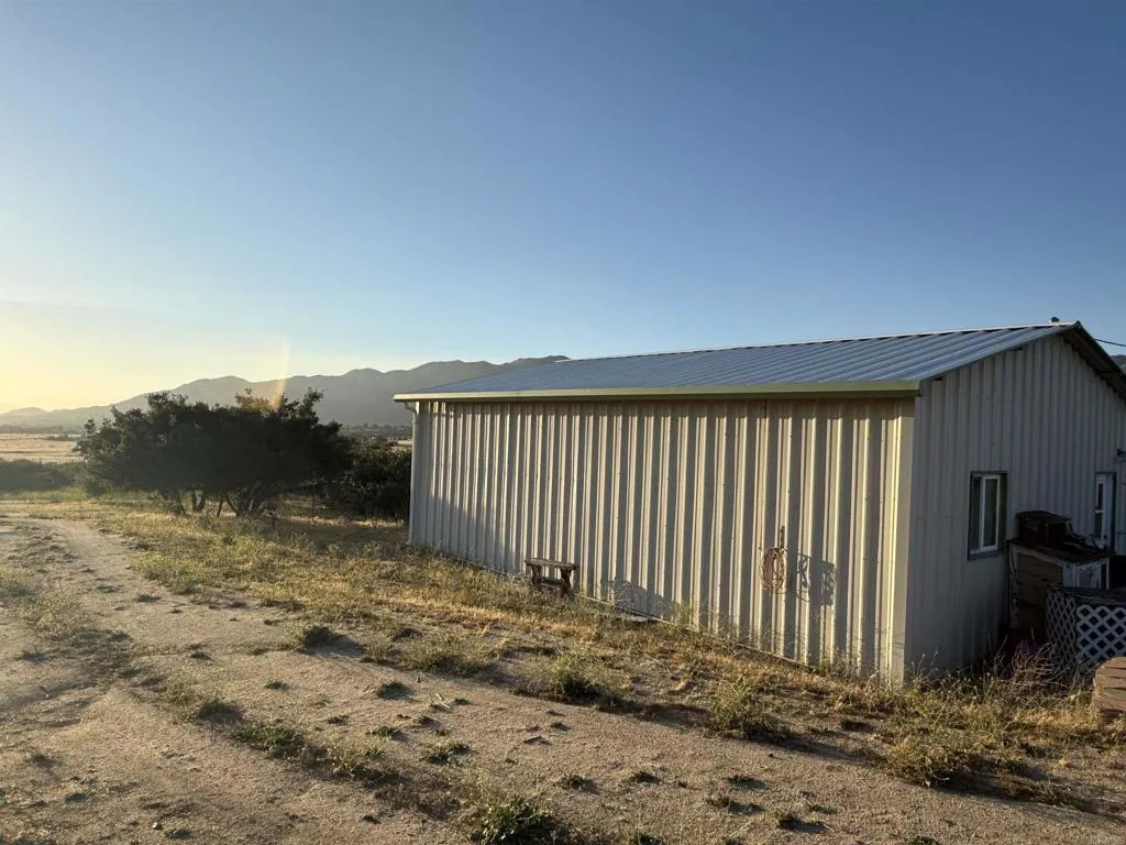 https://cdn.realtyfeed.com/cdn/127/306725683/51eac3a8f939de27e9cc09f92c8d5a22.webp