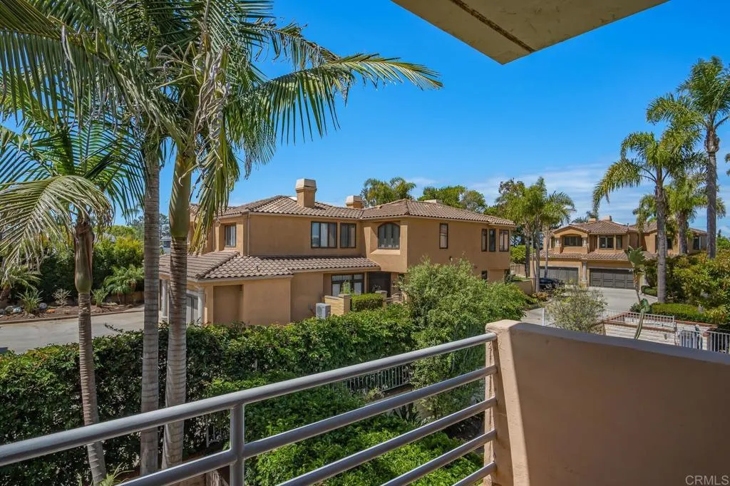 https://cdn.realtyfeed.com/cdn/127/306725684/049e6244364e75a0f5b4afb2e0c11ddf.webp