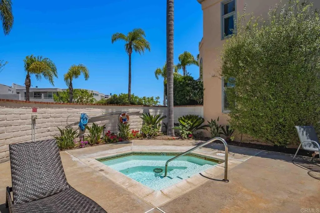 https://cdn.realtyfeed.com/cdn/127/306725684/4403798002f6085179adb9e1051fdf1f.webp