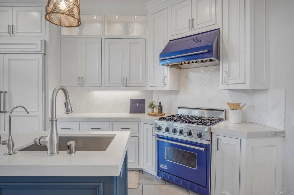 https://cdn.realtyfeed.com/cdn/127/306725684/898f3ef77fcf33d98c042d1931c3306e.webp