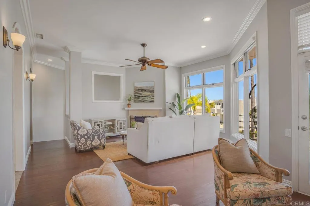 https://cdn.realtyfeed.com/cdn/127/306725684/912b50a70e1bc4b93c9515fcc3cf4fe1.webp