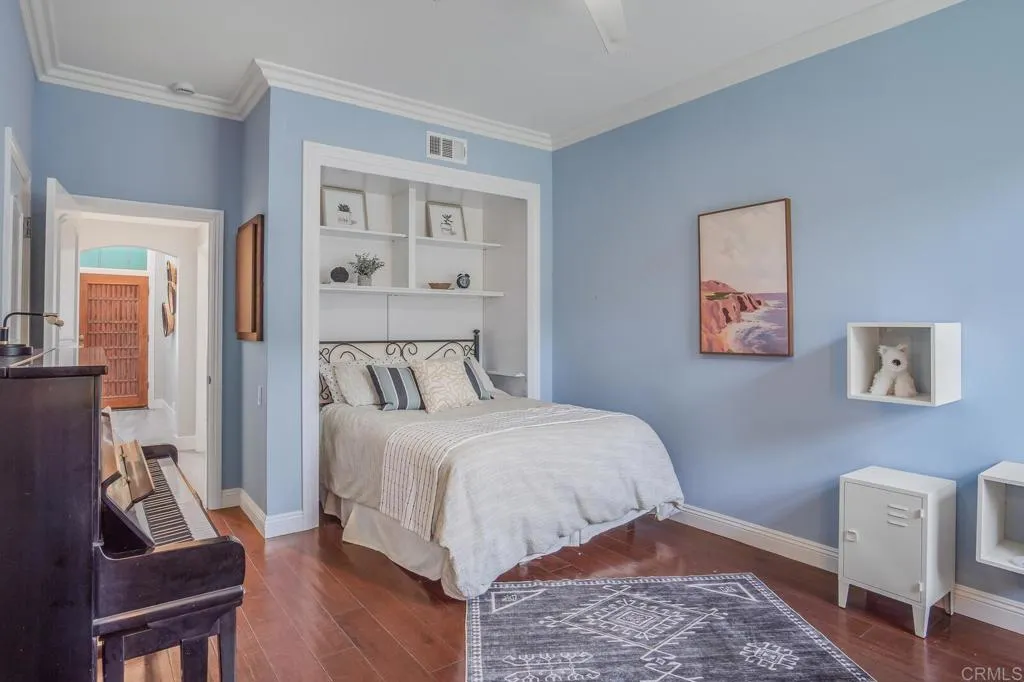 https://cdn.realtyfeed.com/cdn/127/306725684/91f7400702468345e06a7d94529d3875.webp