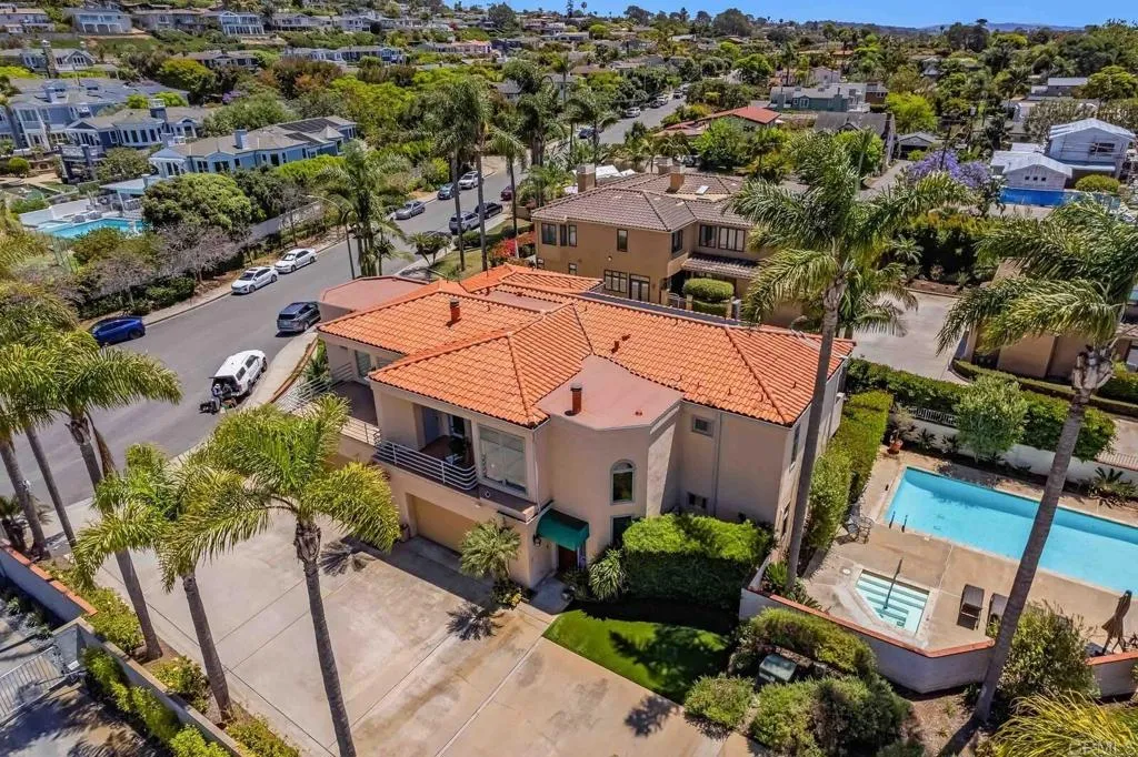 https://cdn.realtyfeed.com/cdn/127/306725684/a3f43dc4b9e11dfe12effa11ae1eec88.webp