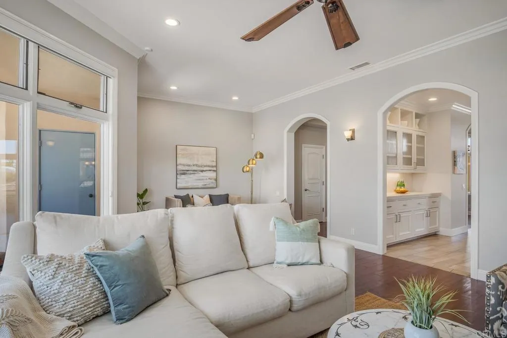 https://cdn.realtyfeed.com/cdn/127/306725684/aca120013aeea4d3ca9d60400ff19f8c.webp