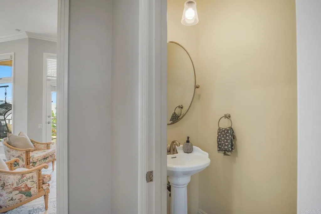 https://cdn.realtyfeed.com/cdn/127/306725684/d8b280bc05b669d3c01953cfd9bf1245.webp