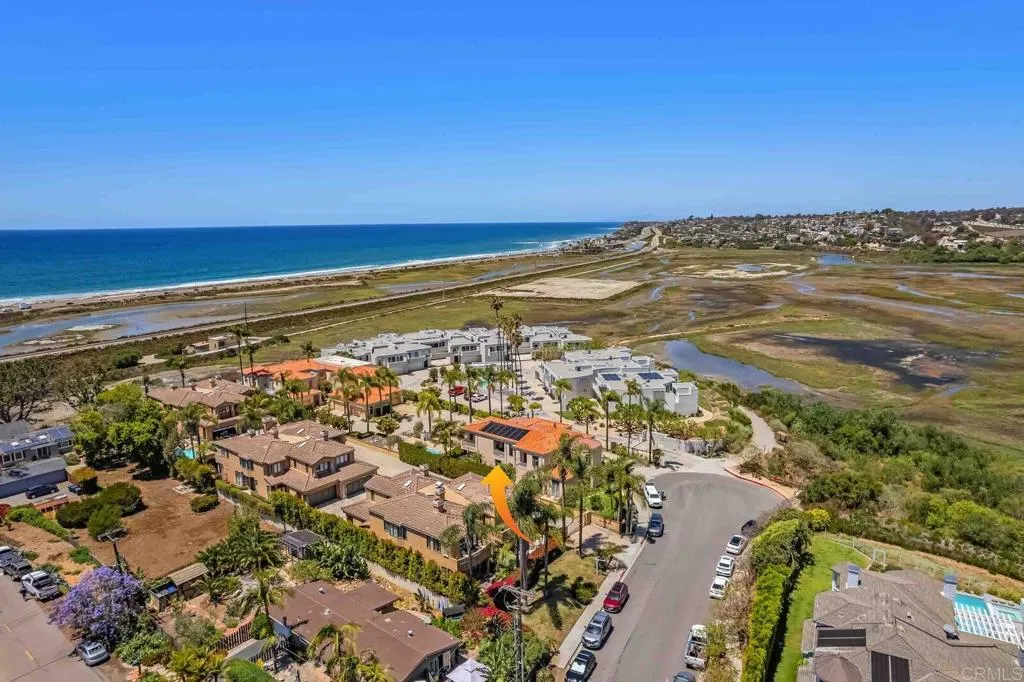 https://cdn.realtyfeed.com/cdn/127/306725684/ebd8f7e171b2746ffb0d13f545b5af9f.webp