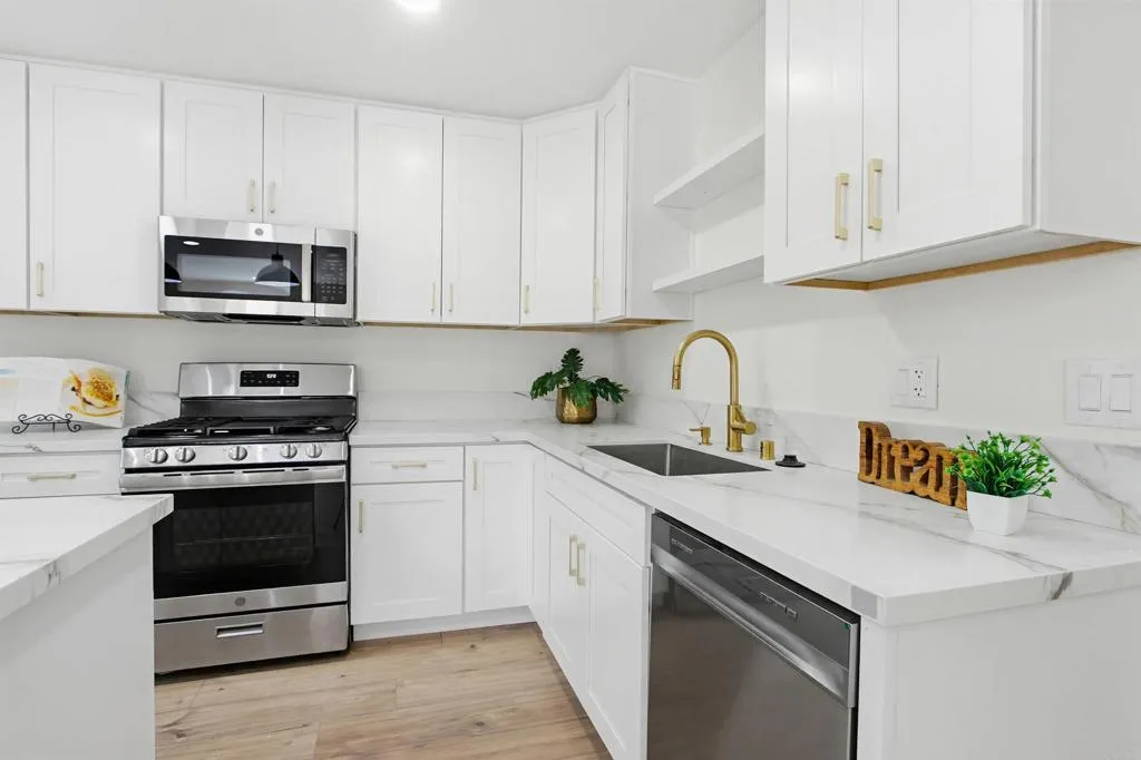 https://cdn.realtyfeed.com/cdn/127/306725685/0c534ab761404bb62c16d9fa4dbd9dd7.webp