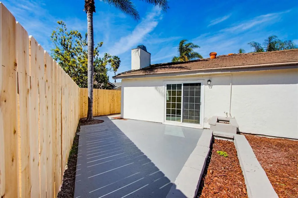 https://cdn.realtyfeed.com/cdn/127/306725685/f04d1e49d71ca4c2bf5e1f64191ff2e5.webp