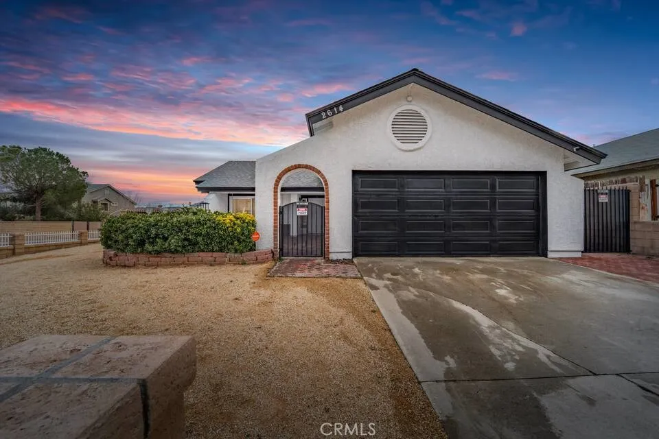 Palmdale, CA 93550