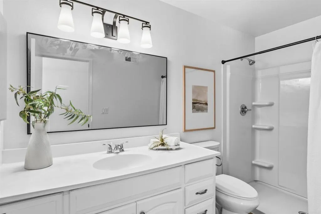 https://cdn.realtyfeed.com/cdn/127/306725738/6d7051b62067cfb36906a82afae25dc1.webp