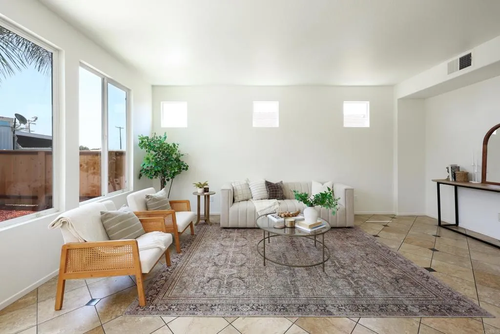 https://cdn.realtyfeed.com/cdn/127/306725739/061bc7f7a410792f28e127b027bada88.webp