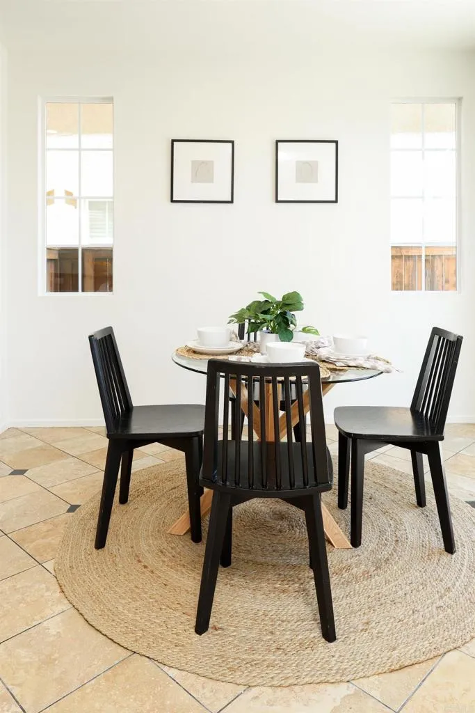 https://cdn.realtyfeed.com/cdn/127/306725739/48f4dc4e844f9189fd2f4a98bb9e63fb.webp