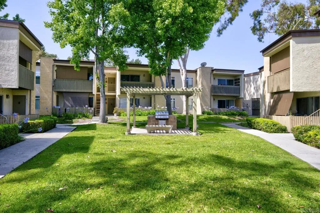 https://cdn.realtyfeed.com/cdn/127/306725790/44b4fdebb035348eec07e4677ade7588.webp