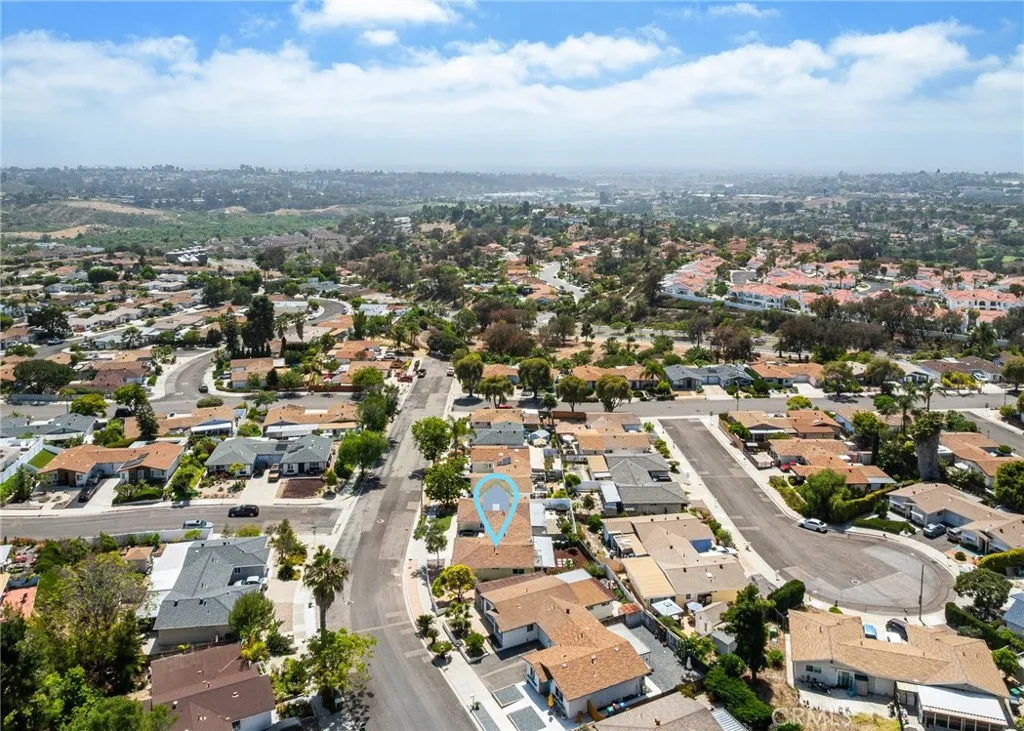 https://cdn.realtyfeed.com/cdn/127/306725799/3e21f532090591de76154115b4be5820.webp