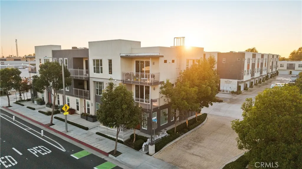 Costa Mesa, CA 92627
