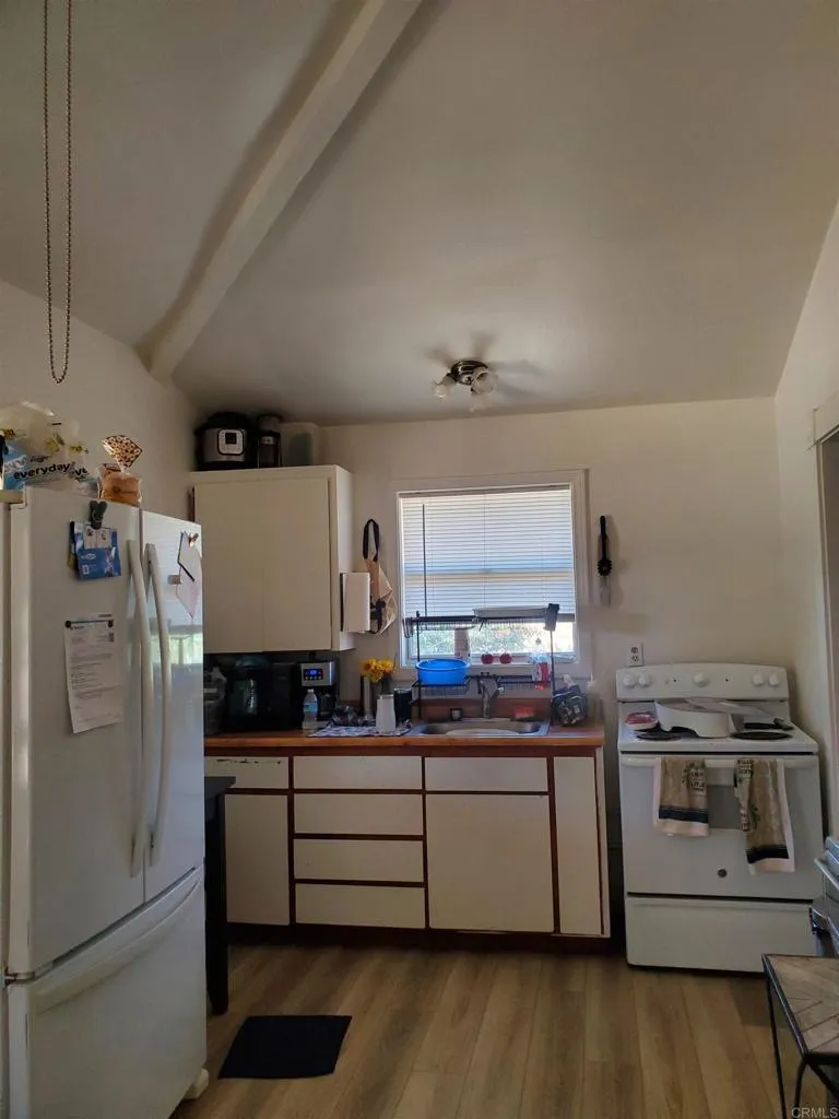 https://cdn.realtyfeed.com/cdn/127/306725819/80916d732fcd41e6f514416c370f6926.webp