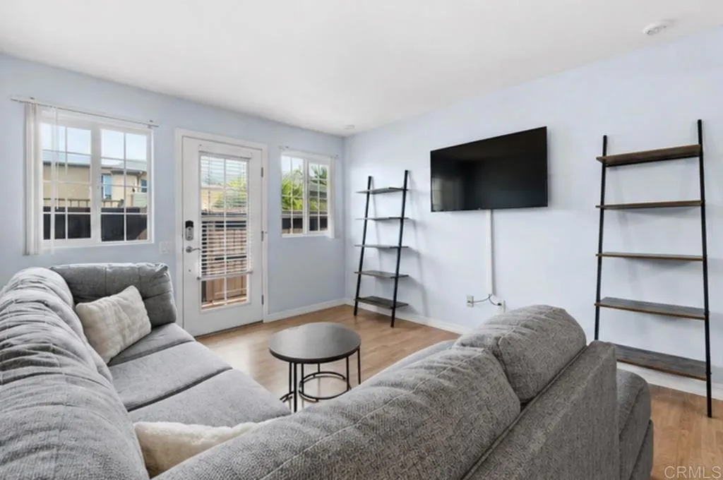 https://cdn.realtyfeed.com/cdn/127/306725821/643713ba946bd475d852a818b0d9c28c.webp