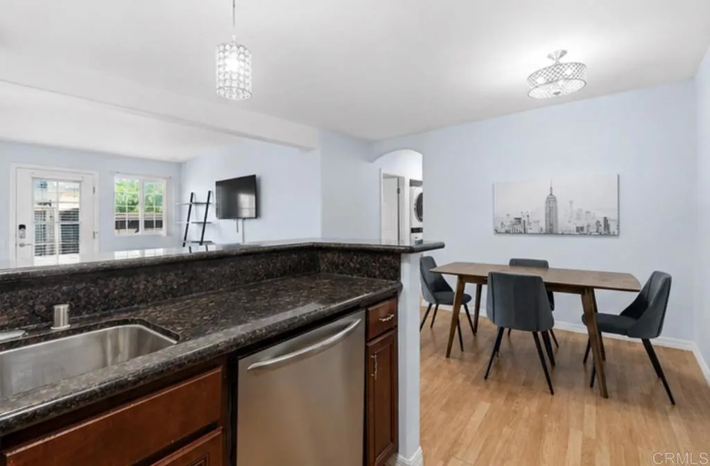 https://cdn.realtyfeed.com/cdn/127/306725821/dd8a5f5c83575f5705f41e3cbc5a2b8a.webp