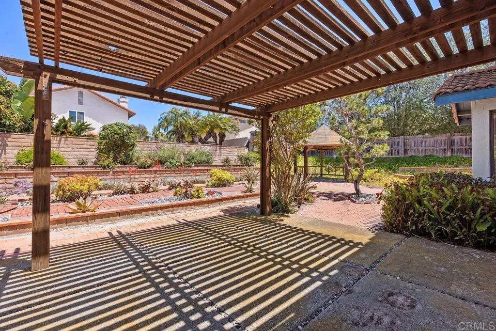 https://cdn.realtyfeed.com/cdn/127/306725869/70d5a4df8b9c64507982eb6e3ddb1487.webp