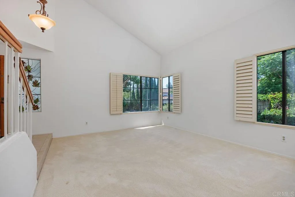 https://cdn.realtyfeed.com/cdn/127/306725869/993315eab8fa5d2b76550a049712faf3.webp