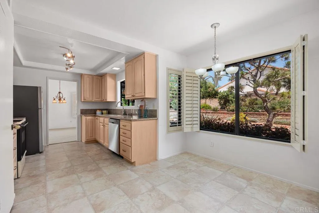 https://cdn.realtyfeed.com/cdn/127/306725869/ce88d863fb938c1adc4c3c20ea2b71e3.webp