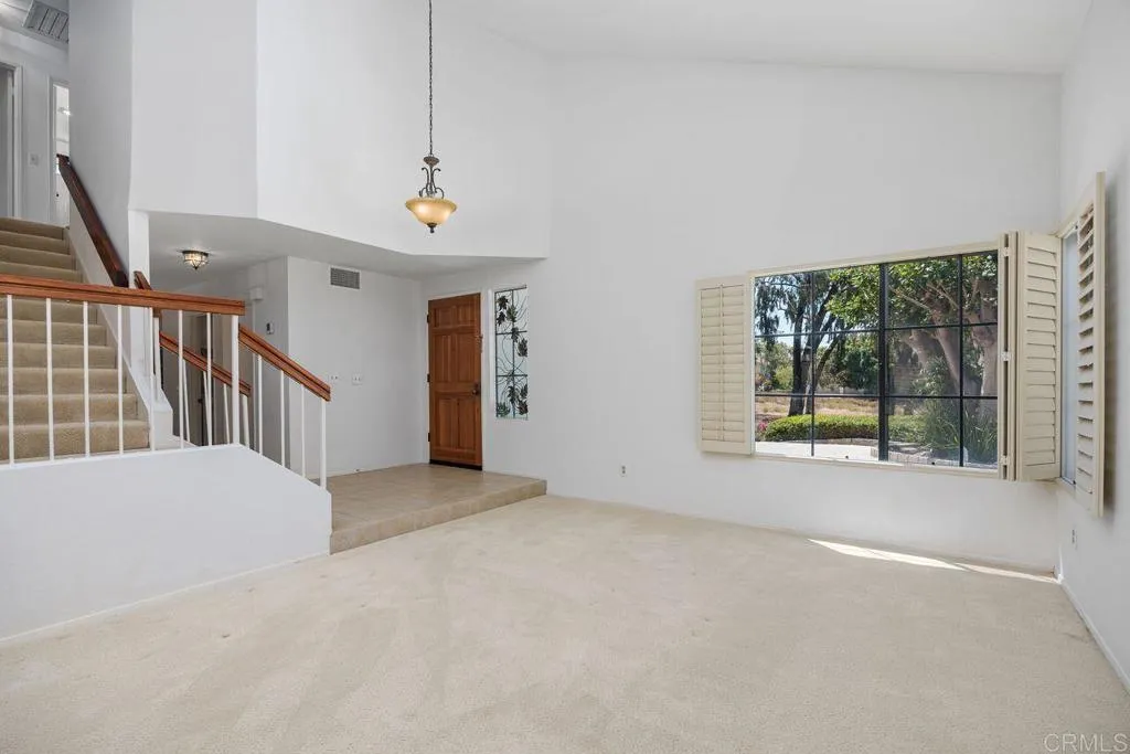 https://cdn.realtyfeed.com/cdn/127/306725869/cf9c8afeba705d83c6bb465779a84e48.webp