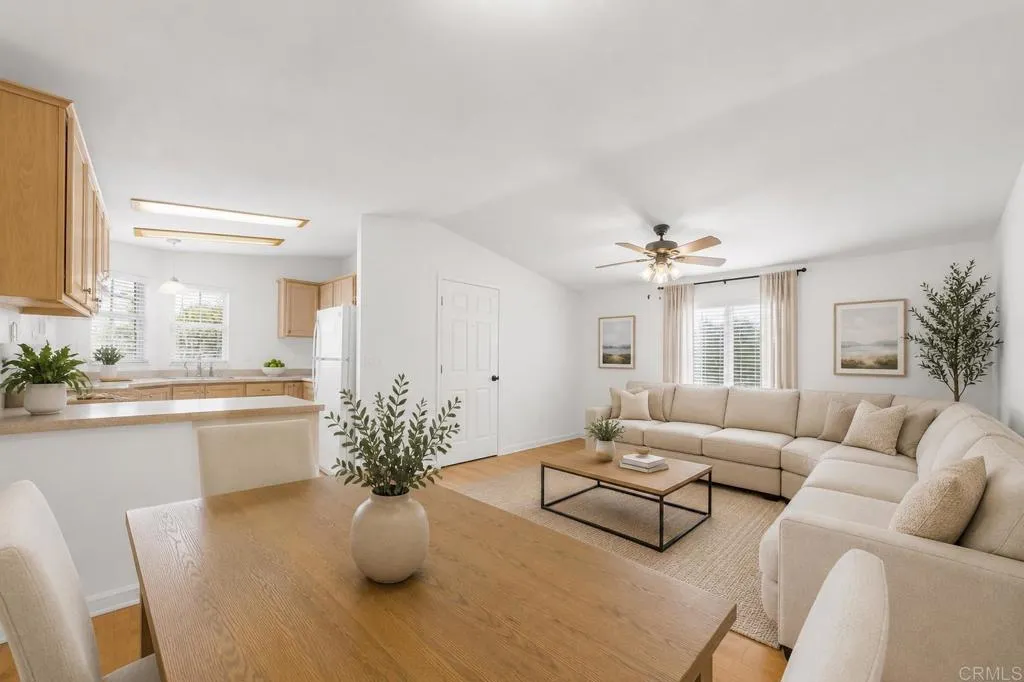 https://cdn.realtyfeed.com/cdn/127/306725900/65930357ee8b2f577144f594a0c3b5fd.webp