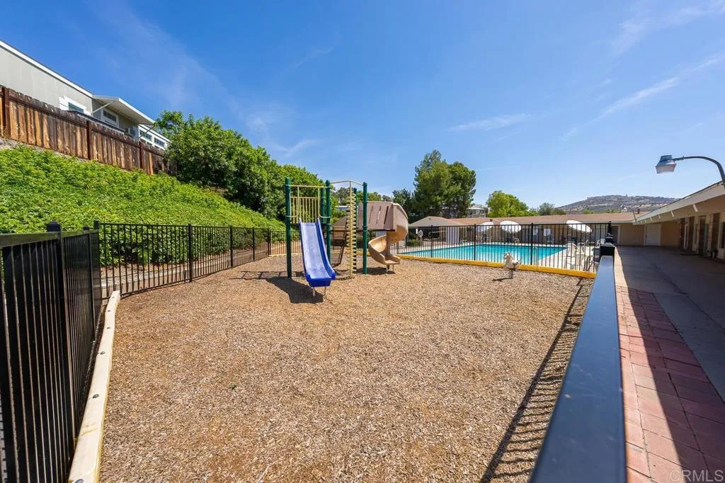 https://cdn.realtyfeed.com/cdn/127/306725900/8fde567b398142d3a0e9c60abd035c9c.webp