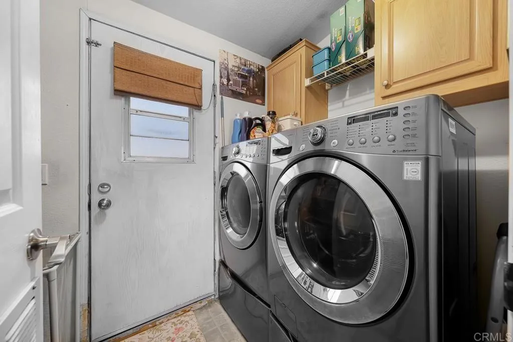 https://cdn.realtyfeed.com/cdn/127/306725900/f7d667215b20cf7ed92c1014e17cf9cb.webp