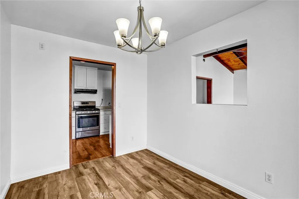 https://cdn.realtyfeed.com/cdn/127/306725902/552139f47fe3c71593f8fb0b21b4c956.webp
