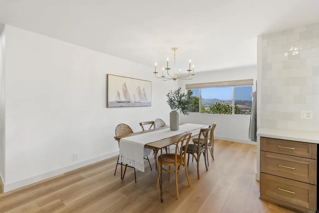 https://cdn.realtyfeed.com/cdn/127/306725904/08780b318b20cc4d410de484e9f1dad8.webp