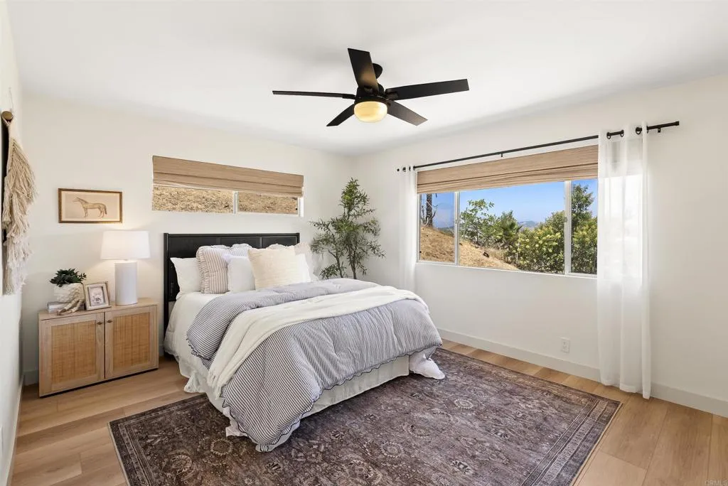 https://cdn.realtyfeed.com/cdn/127/306725904/0ce8675841318dd3ad42a57feeb4c57b.webp