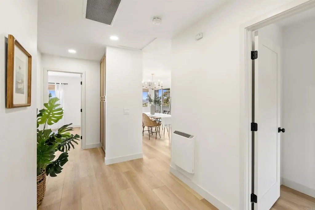 https://cdn.realtyfeed.com/cdn/127/306725904/4d2f4fa2c3f6cc389352f524b27f6e5b.webp